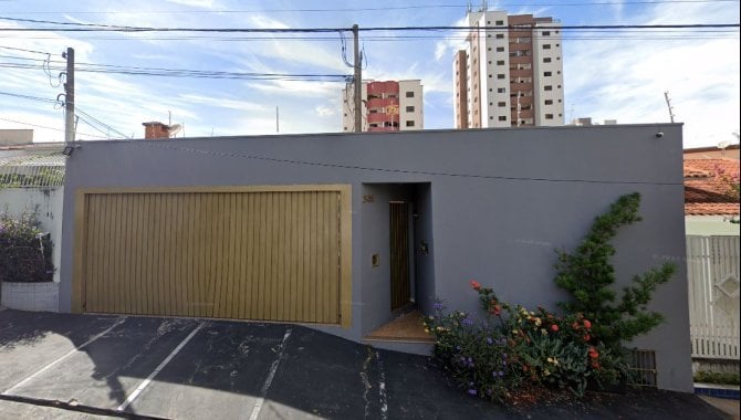 Casa Espetacular com Piscina e 4 Dormitórios em Bauru