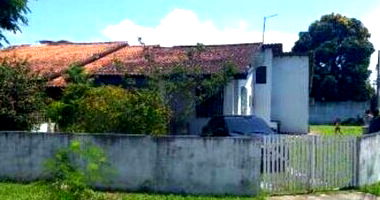 Casa Ocupada no Centro de Iguaba Grande com 79,74m²
