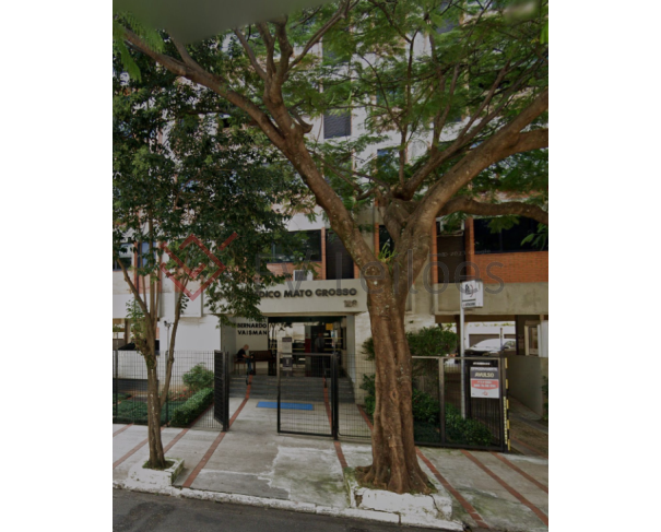 Conjunto comercial com 64,70m² útil, garagem e área total de 130,25m²