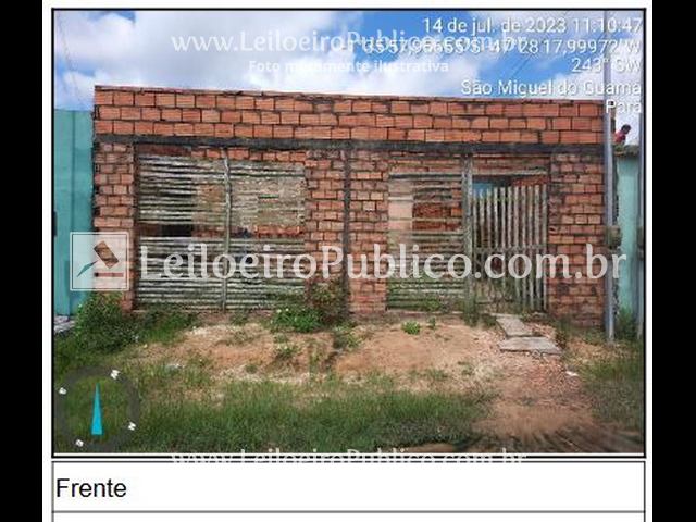 Casa 2 quartos, 1 banheiro, 67,15m² construída, desocupada