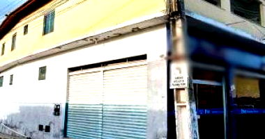 Casa com 3 quartos em Poções - BA