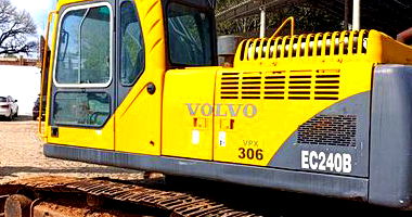 Escavadeira Volvo EC240BLC Ano 2010