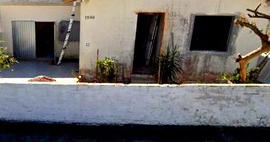 Casa com 2 quartos, sala, cozinha, banheiro e dispensa, 48m² construída