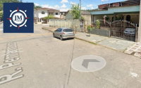 Casa com 4 quartos, 240m², garagem, desocupada
