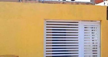 Casa com terreno de 125m², ocupada, com 2 quartos e 1 banheiro