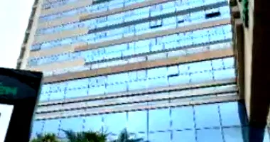 Sala Comercial em Leilão com Vaga de Garagem