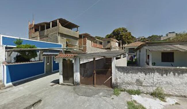 Casa com 3 quartos em São Gonçalo - RJ