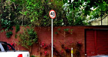 Casa Ampla com 6 Quartos no Jardim Paulistano