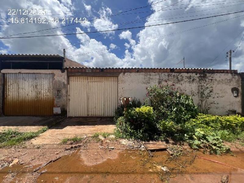 Casa com 2 quartos em Padre Bernardo/GO