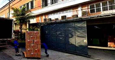 Imóvel Comercial em Vigário Geral com Rua Mauro