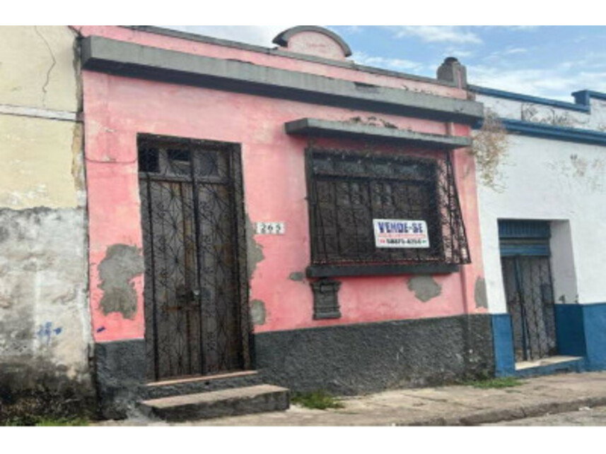 Casa com 3 quartos e 2 banheiros em leilão - Centro/MA