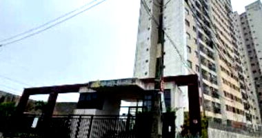 Apartamento Ocupado em Pernambués com 2 Quartos e Varanda