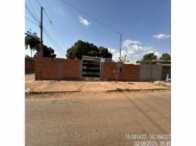 Casa com 2 Quartos e 52m² em Várzea Grande/MT