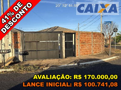 Casa 2 quartos com 45,47 m² e terreno de 203,41 m²
