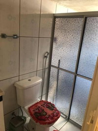 Casa com 2 quartos, 2 banheiros e 1 vaga em Jaguaretama/CE