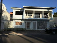 Casa 3Q 4B 249m² construída - Ocupada