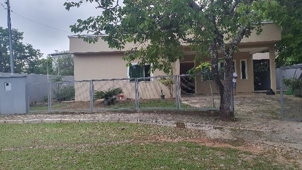 Casa com 1 vaga e 173m² de área privativa, terreno 500m²