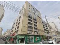 Apartamento com 71 m² construídos