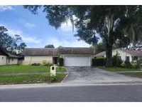 Casa em Orlando com 3 Quartos e 2 Banheiros