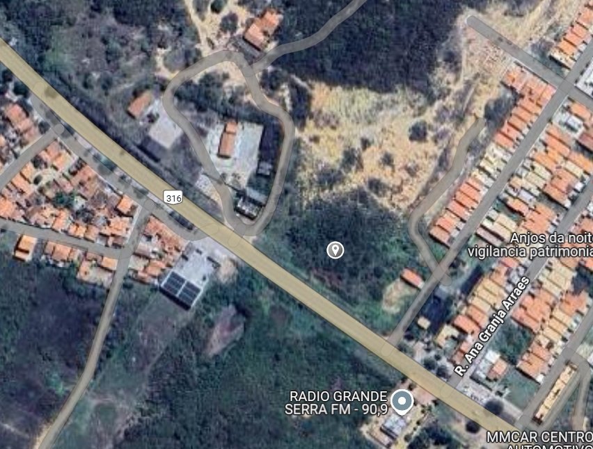 Terreno amplo de 180.000m² à margem da BR-316, Araripina/PE