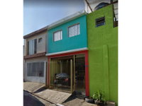 Casa em leilão com 340m² de terreno e 340m² construída