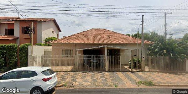 Casa residencial 3 quartos, 1 banheiro, 114m² construída, ocupada