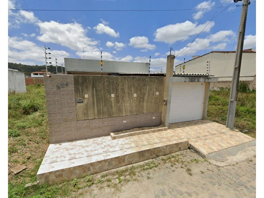 Casa Ocupada em Água Branca - Conceição com 160m² de Terreno
