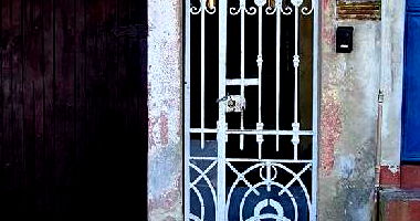 Apartamento 36m² com área privativa, sala, cozinha e WC