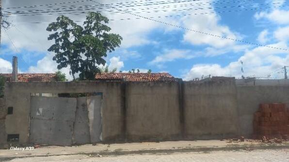Casa com 2 quartos, 1 banheiro e 48,53m² área privativa