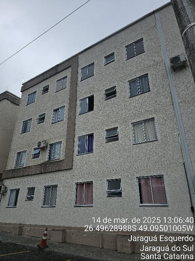 Apartamento 2 quartos, 1 banheiro, 1 vaga, 38,4 m², desocupado