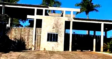 Terreno em Pérola com 700m²