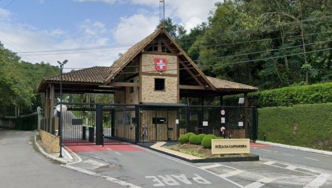 Terreno 1.090 m² no Condomínio Suíça da Cantareira