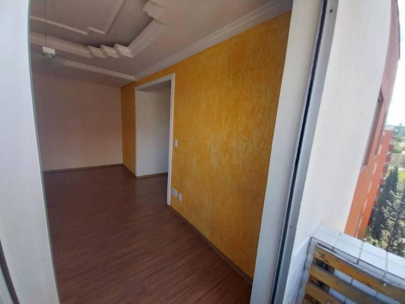 Apartamento com 2 quartos, 2 banheiros e 1 vaga de garagem