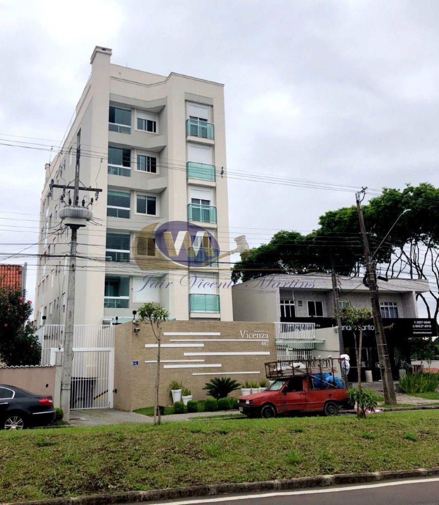Apartamento 301 com Vaga de Estacionamento em Curitiba