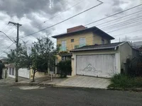 Casa em Leilão com 4 Quartos e 4 Banheiros em Indaiatuba