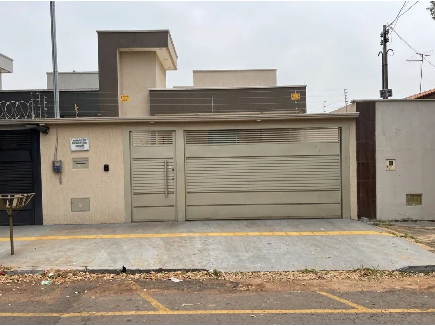 Casa ocupada com 149,57 m² construída