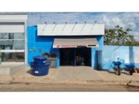Loja Comercial com 117m² construída e terreno, imóvel
