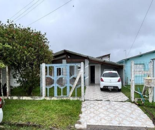 Casa com 3 quartos, 1 banheiro, 142,50 m² construída, ocupada