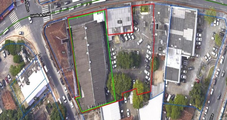 Prédio comercial com auditório e estrutura em Casa Amarela, Recife/PE