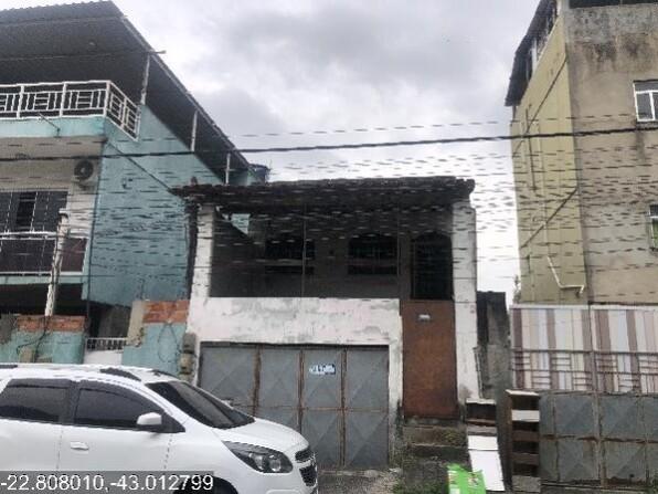 Casa com 2 quartos, 1 banheiro e 1 vaga de garagem