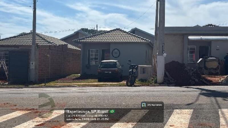 Casa com 2 Quartos e Varanda em Itapetininga