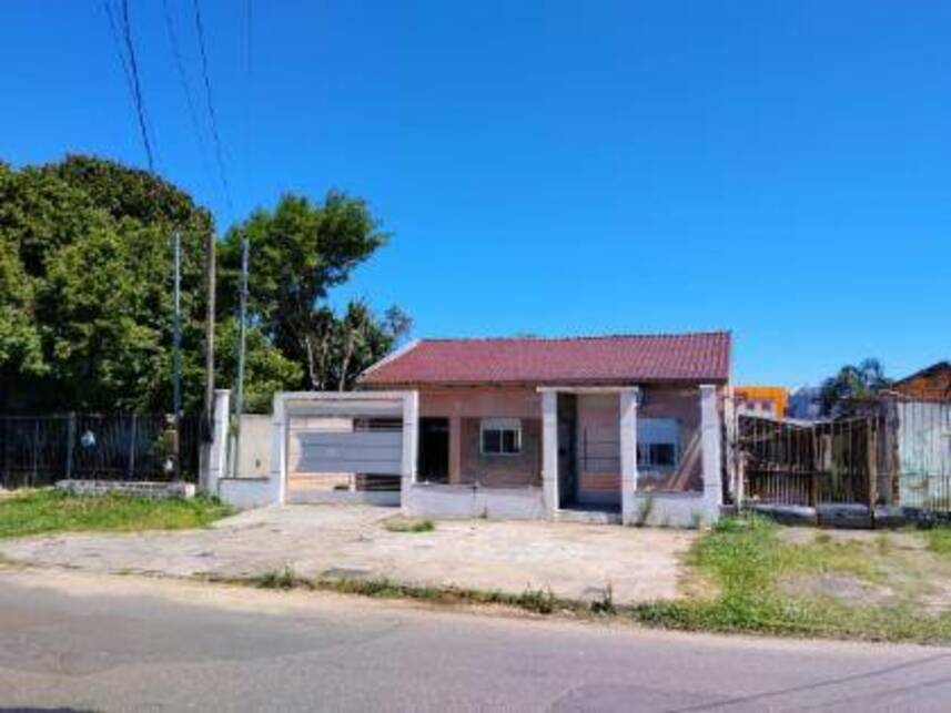 Casa em leilão com 3 quartos e 2 banheiros em Alvorada/RS