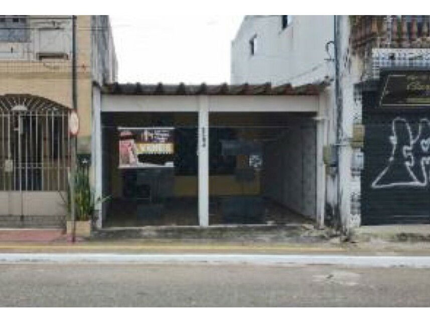 Casa Ocupada na Avenida Doutor Freitas, 3394 - Belém/PA