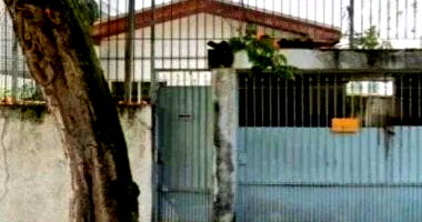 Casa desocupada 359 m² com área útil ampla e ótima localização