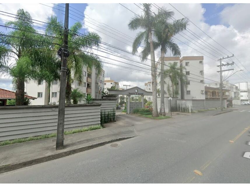Apartamento com 2 quartos, 1 banheiro, 65,61m² útil