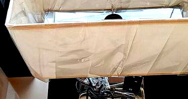 Abajur Branco Base Circular Prata