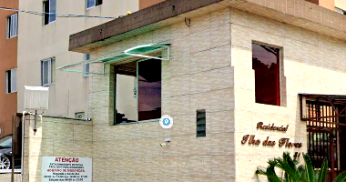 Apartamento com 2 quartos e 1 banheiro em São José/SC