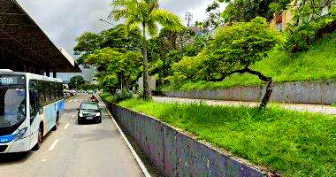Casa Padrão com 1 Vaga de Garagem em Varginha