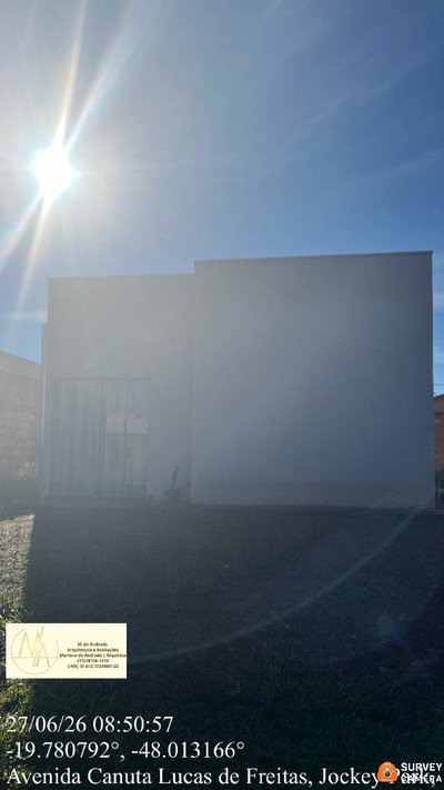 Casa com 2 quartos, 1 banheiro e 107,55 m²