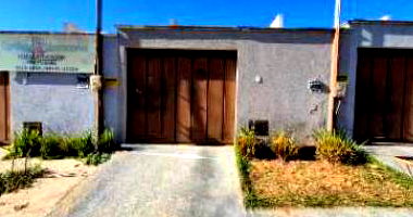 Casa Ocupada com 110m² de Área Construída